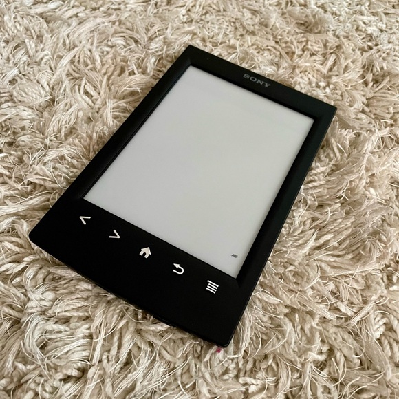 SONY E-Reader - Picture 10 of 10